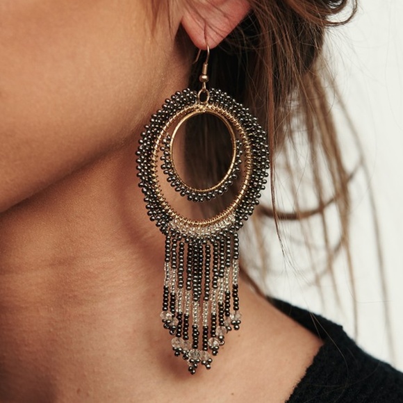 Des Feli Jewelry - Glass Bead Drop Earrings